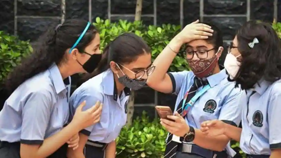 MP Board 12th Result 2020 Live Updates: MPBSE Madhya Pradesh Board 12th result today, toppers to get laptops, CM announces - education